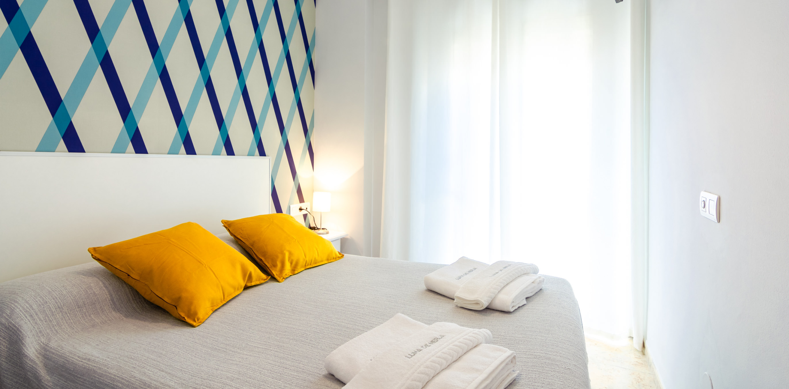 beach private room nerja